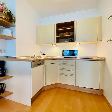 Haus Kastell - Strandglueck 아파트